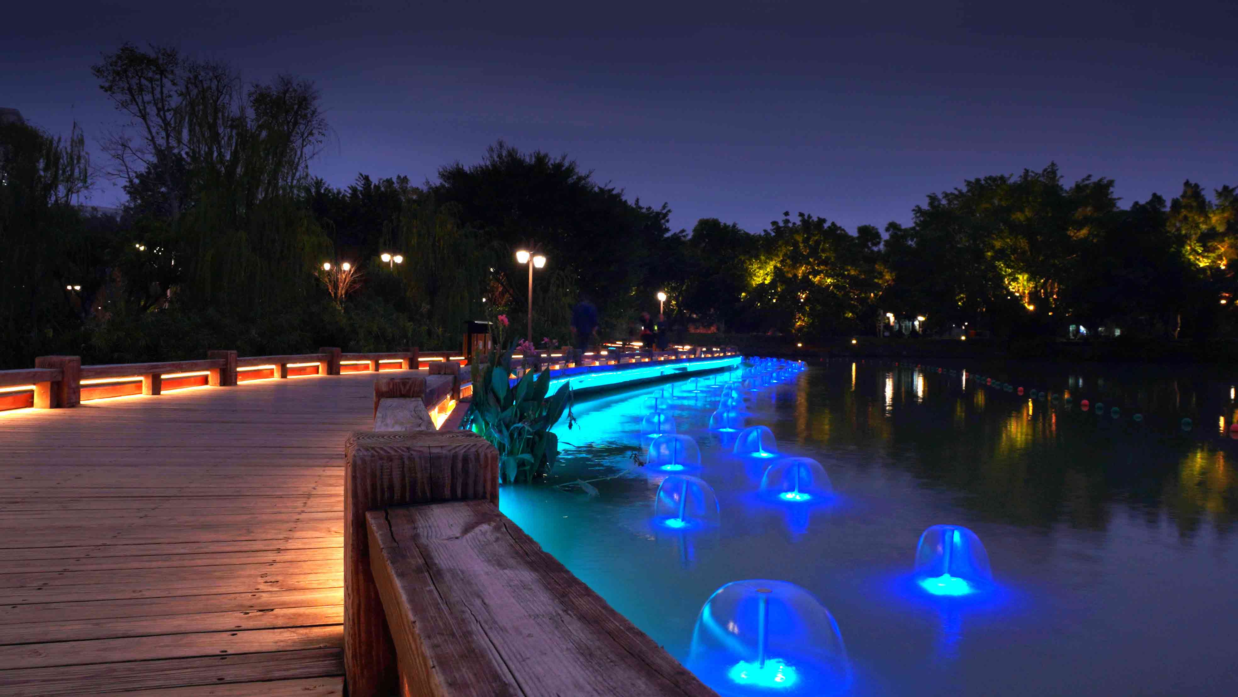 福州左海公園亮化和夜景燈光建設(shè)項目--2020神燈獎申報工程